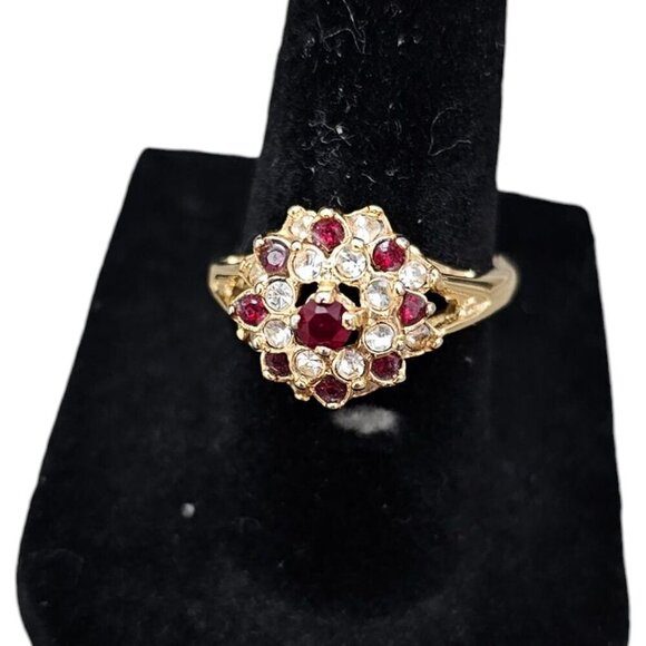 Joni Vintage GE Gold Tone Faux Ruby And Diamante Crystal Gemstone Cluster Ring - Picture 3 of 6
